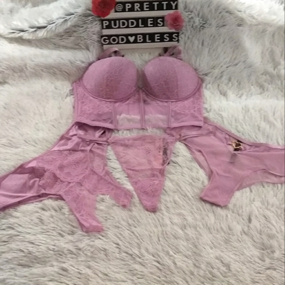 💜 VS 4pc VS Very Sexy Corset Top, V-String, Cheeky, & Crotchless Panty Set 💜